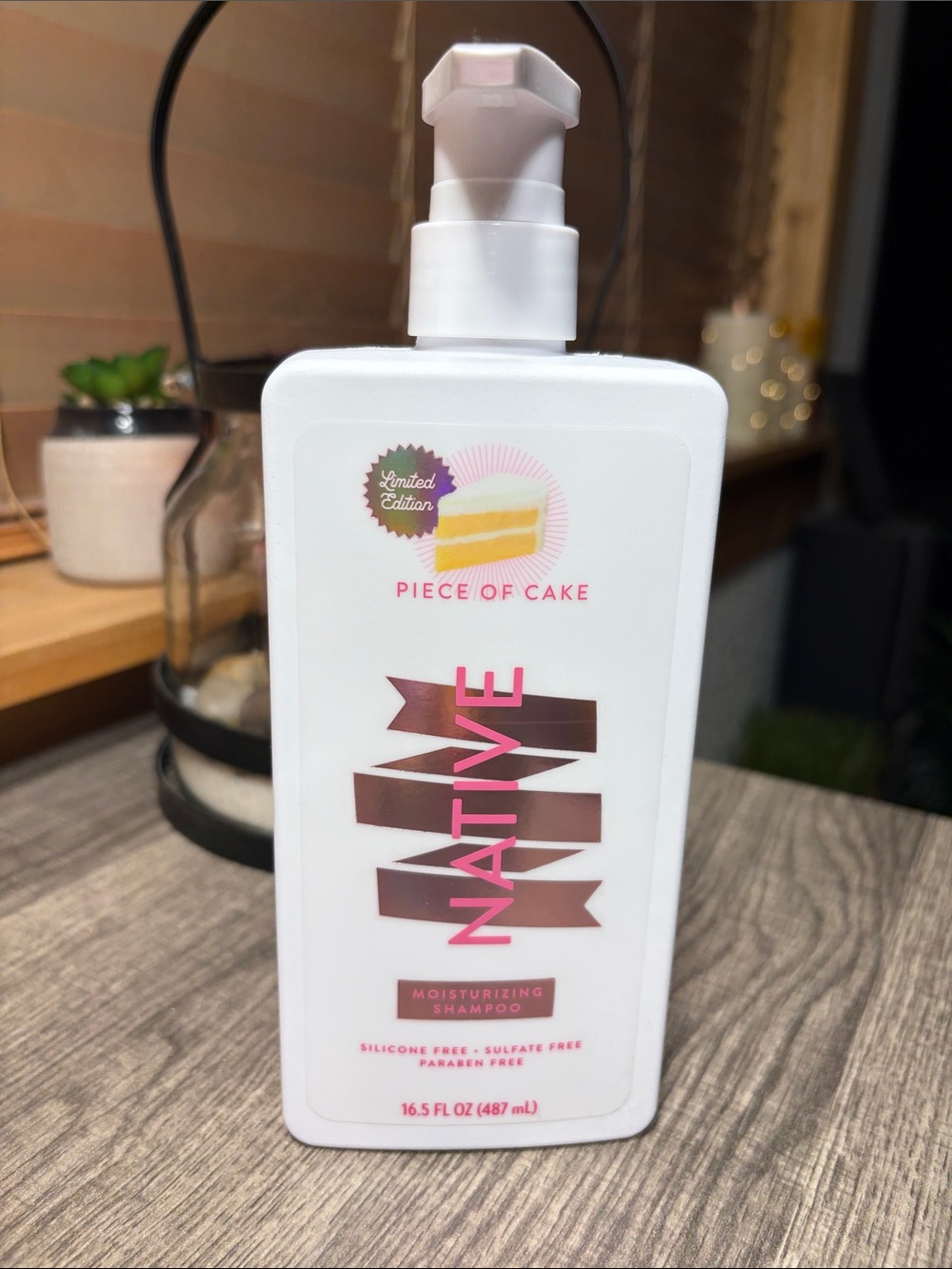 Native “Piece of Cake” Moisturizing Shampoo